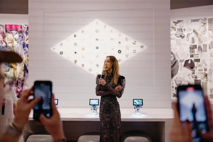 iris van herpen exhibit art science museum singapore sg iris van herpen: sculpting the senses