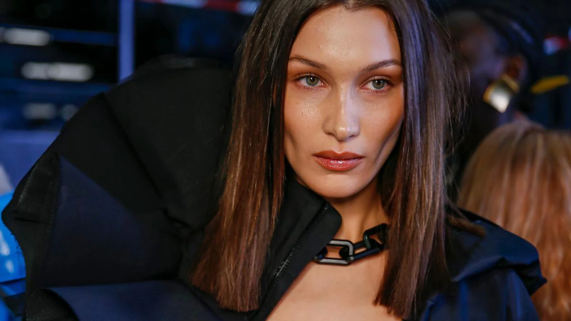 Achieve the supermodel's flawless skin stat. Credit: Showbit