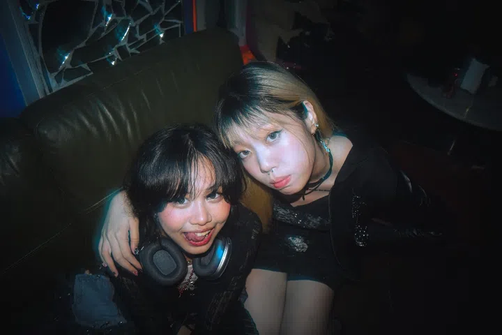 BlackLight Rave friends