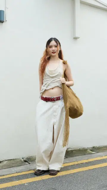 singapore street style fashion female people cam january 2025