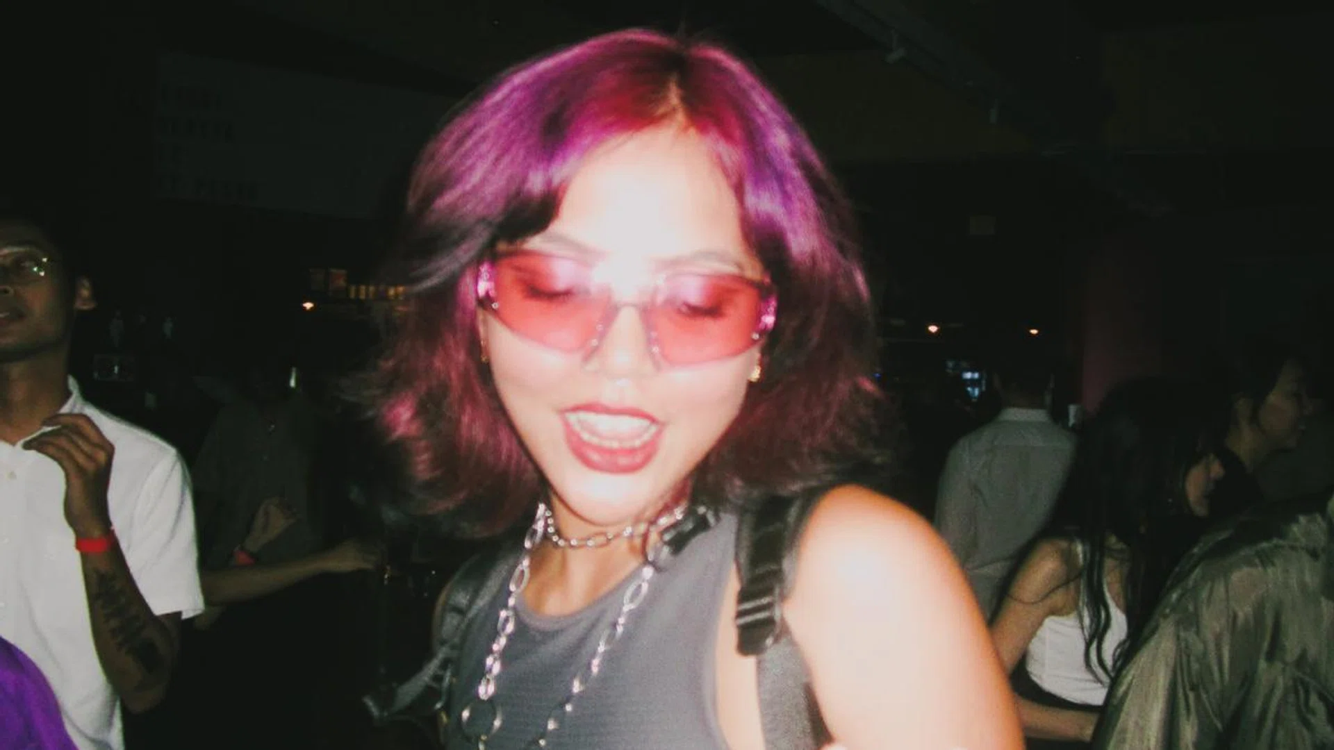 Burberry shades on the dancefloor. Credit: Aetll