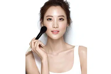 claudia kim bobbi brown