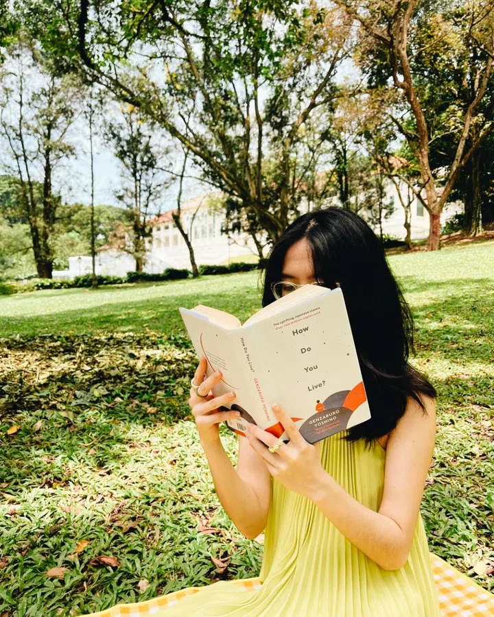 mango reads bookstagram booktok vanessa chan gen z reading habits