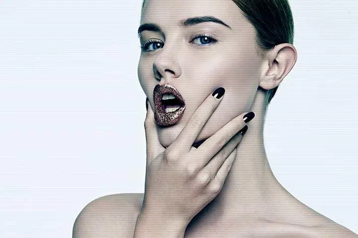 Lauren Khoo