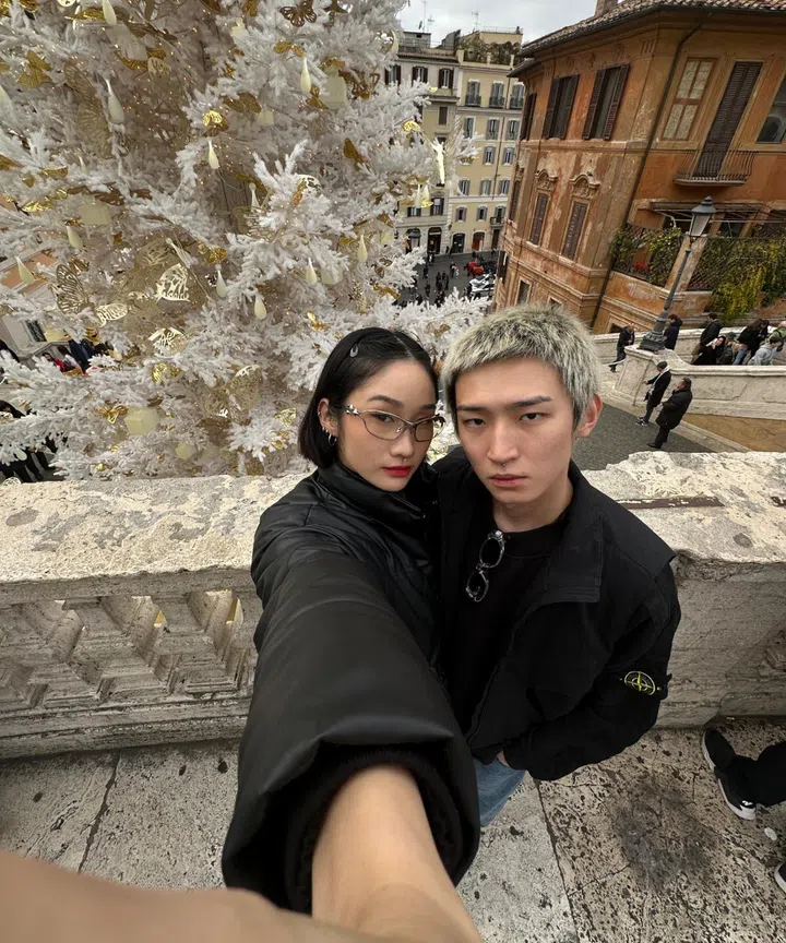 singapore couple