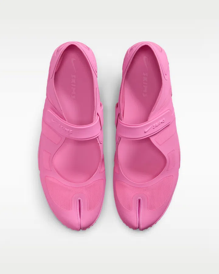 NikeSkims Rift Mesh sneaker psychic pink