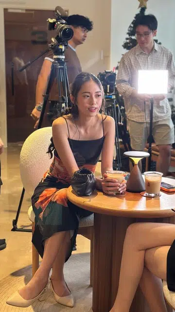 vertical micro drama singapore one year love