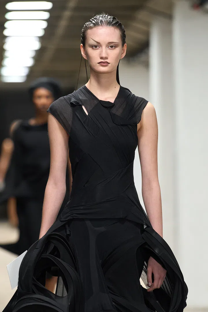 eyebrow makeup Junya Watanabe Spring Summer 2026