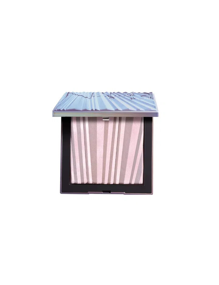 nars cool toned highlighter