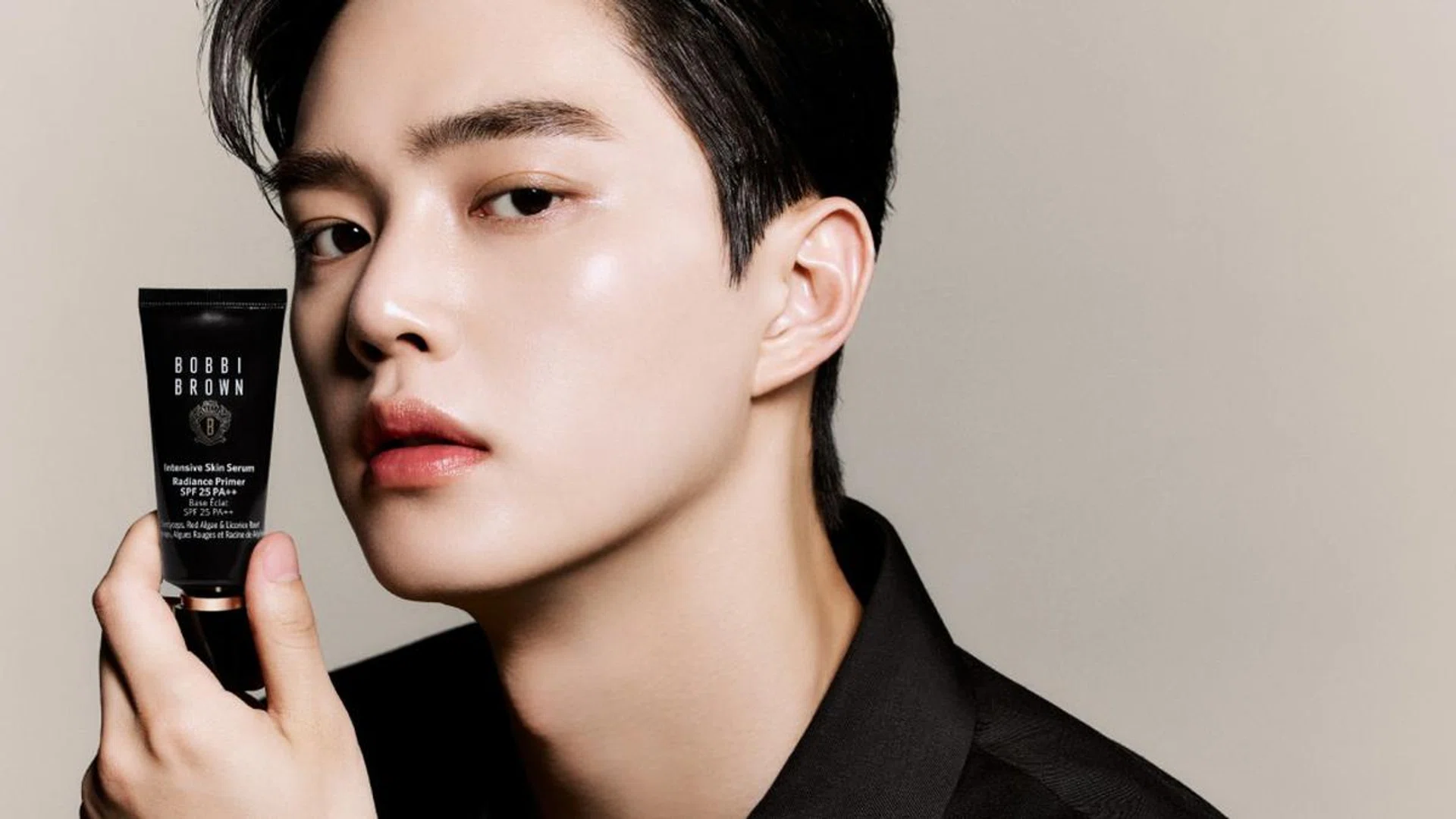 South Korean actor and Bobbi Brown ambassador Song Kang with the cordyceps-infused Intensive Skin Serum Radiance Primer SPF25PA++ in his hand. Credit: Bobbi Brown