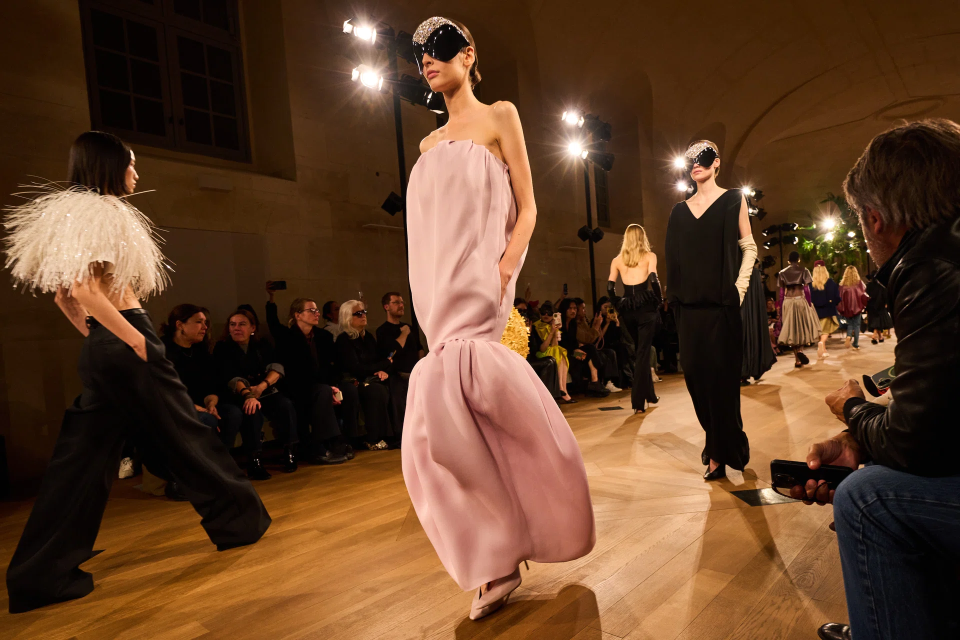 balenciaga spring summer 2026 opening look 