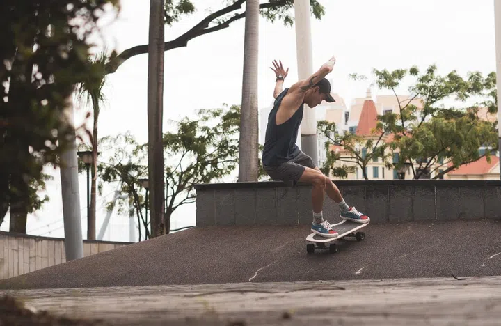 skating