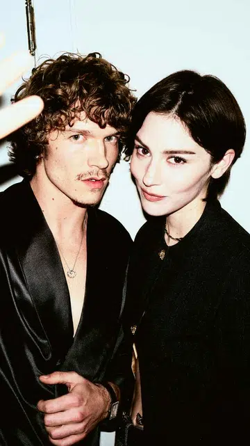 Connor Storie Gracie Abrams Chanel Coco Crush