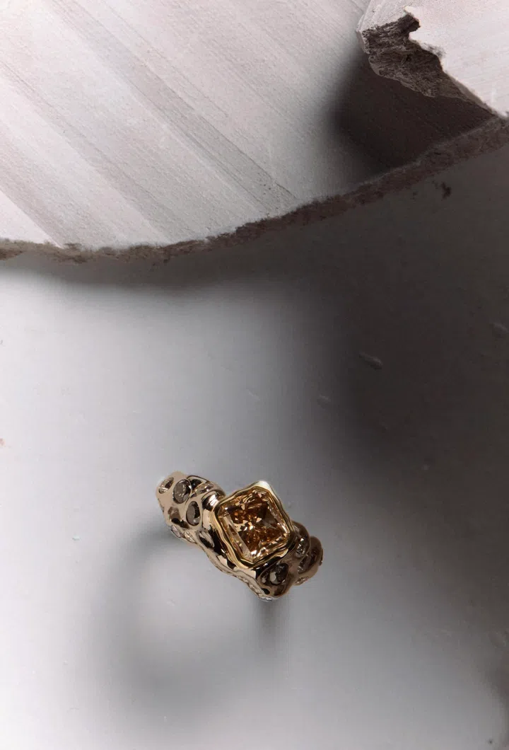Twomorrow Unbounded Collection - Untamed ring, champagne diamond