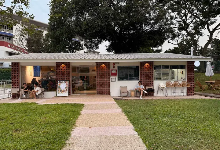 Hidden cafes in Singapore - Mad Roaster’s Slow Bar