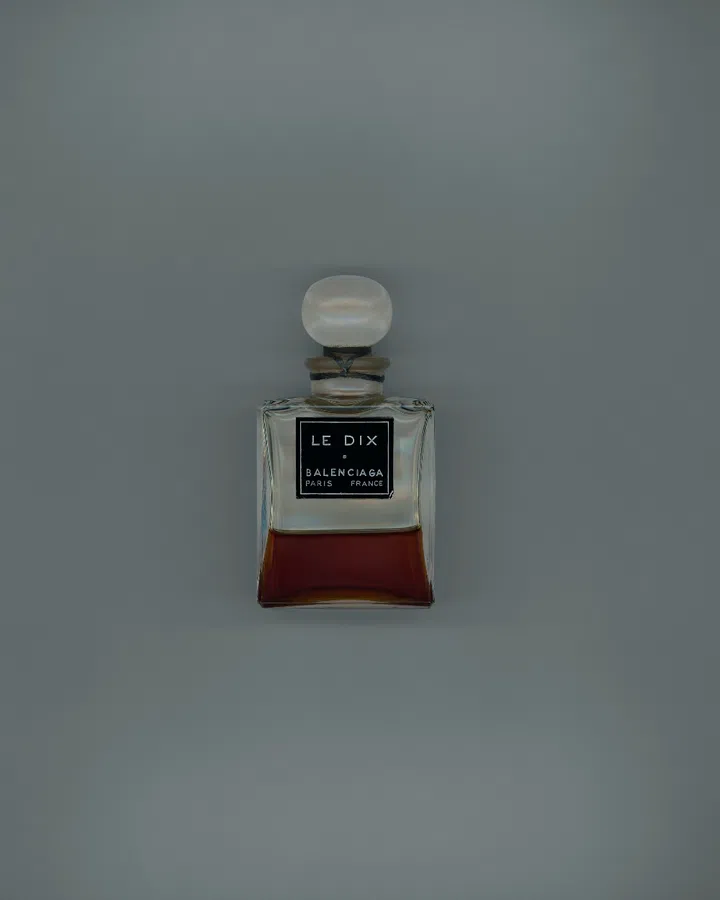 Balenciaga Le Dix perfume bottle