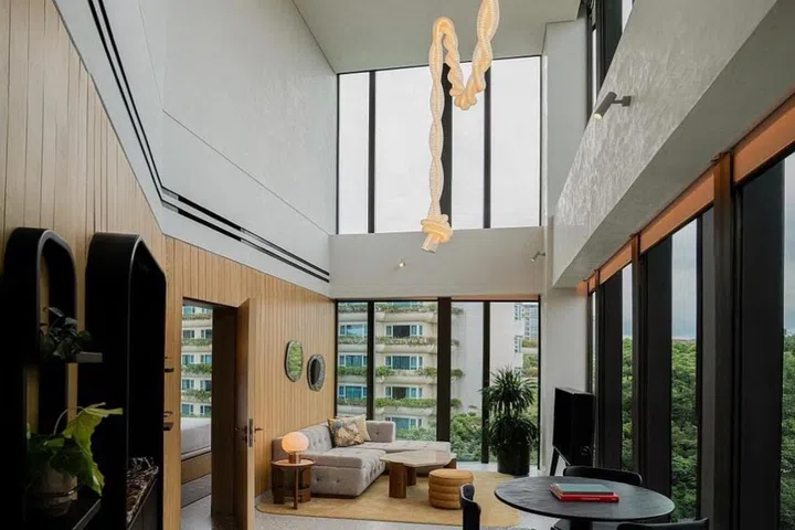 THE STANDARD, SINGAPORE