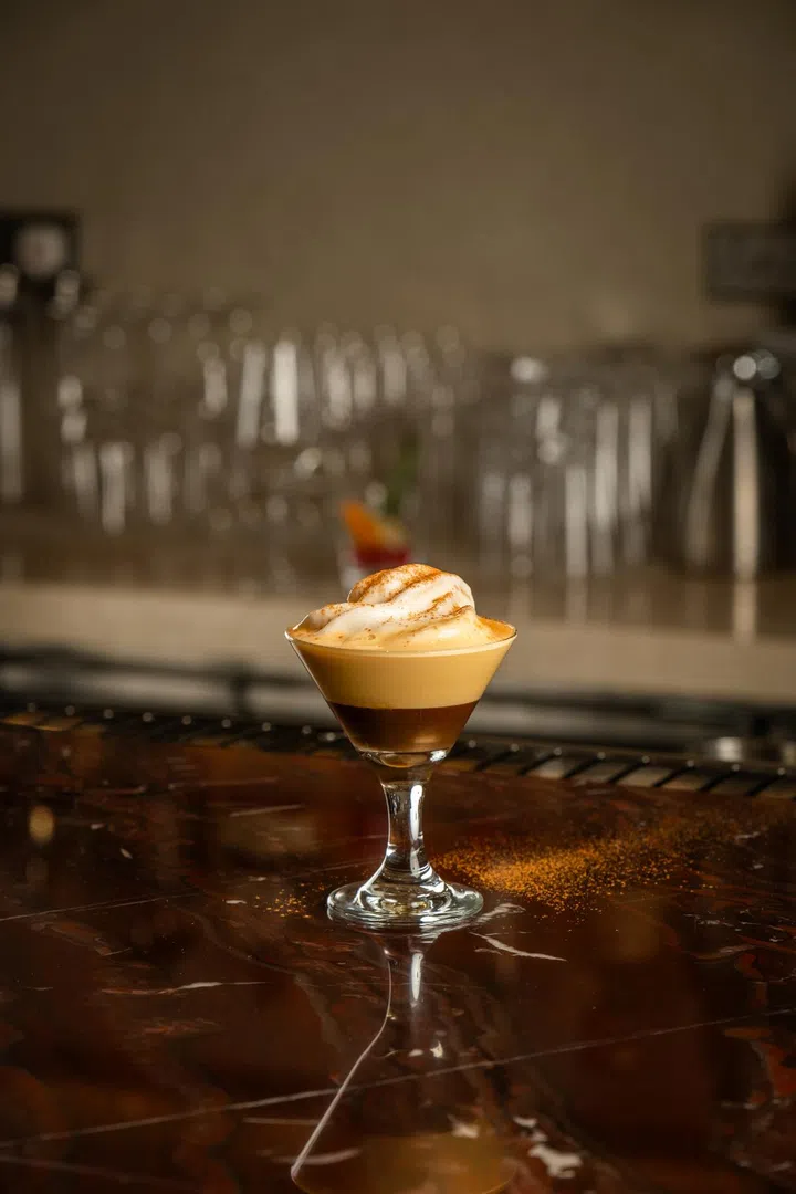 mondrian duxton singapore cocktail