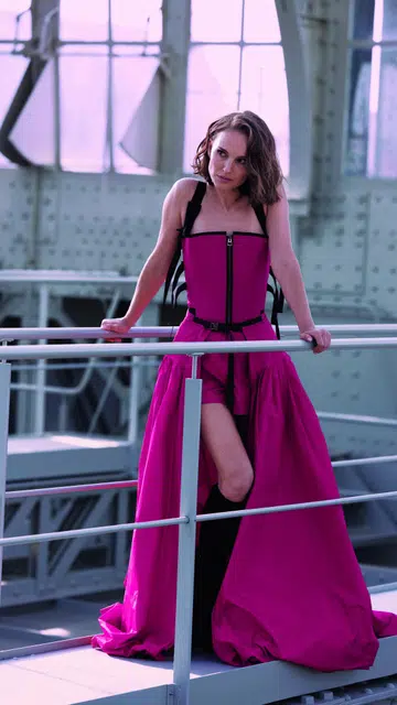 Natalie Portman stars in Miss Dior Essence ad campaign