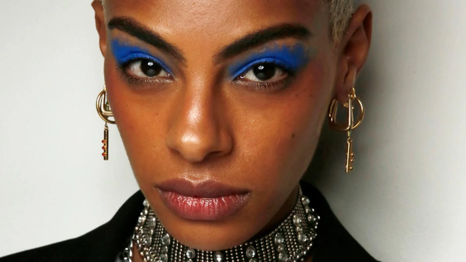 best-bronzer-shades-beauty-makeup-glow-face