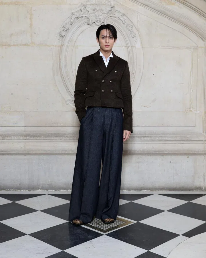 mingyu seventeen dior mens paris fashion week 2026