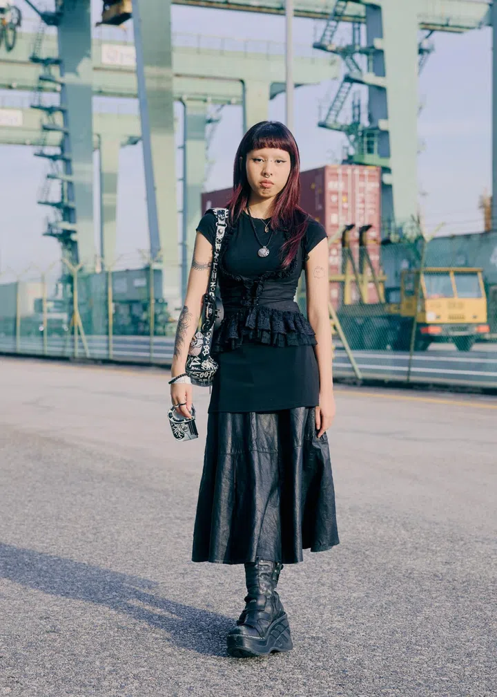 Rheinata Kirana Street Style