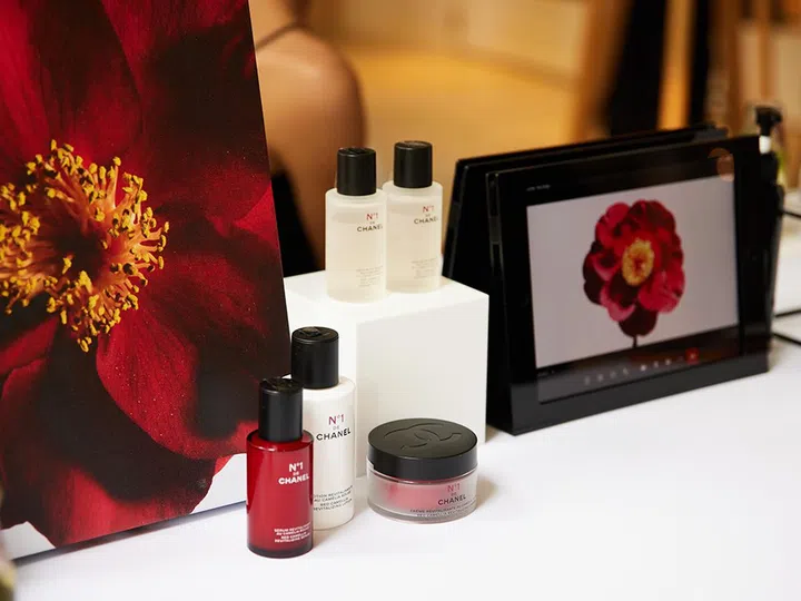 chanel red camellia
