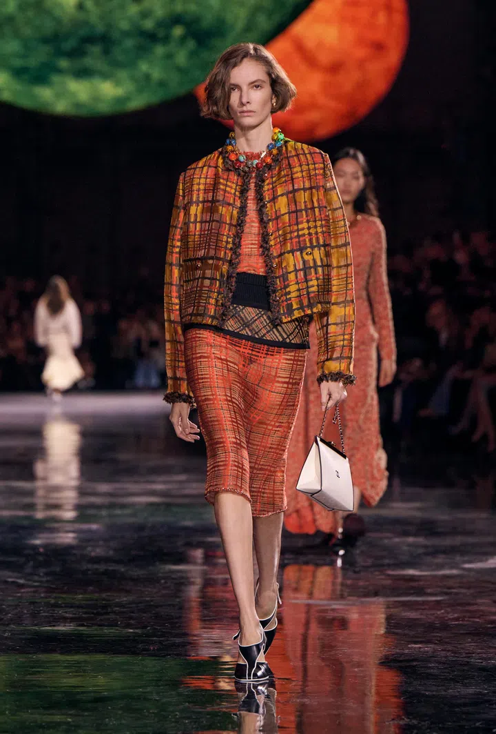 Chanel Spring Summer 2026 tweed clothing outfits