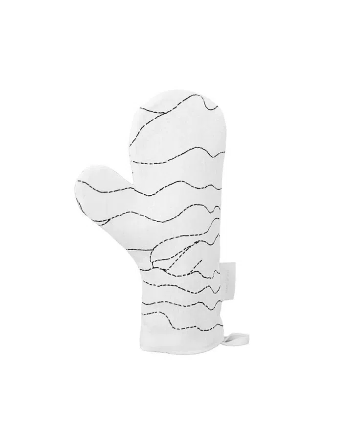 holiday gift guide nara smith inspired oven mitt