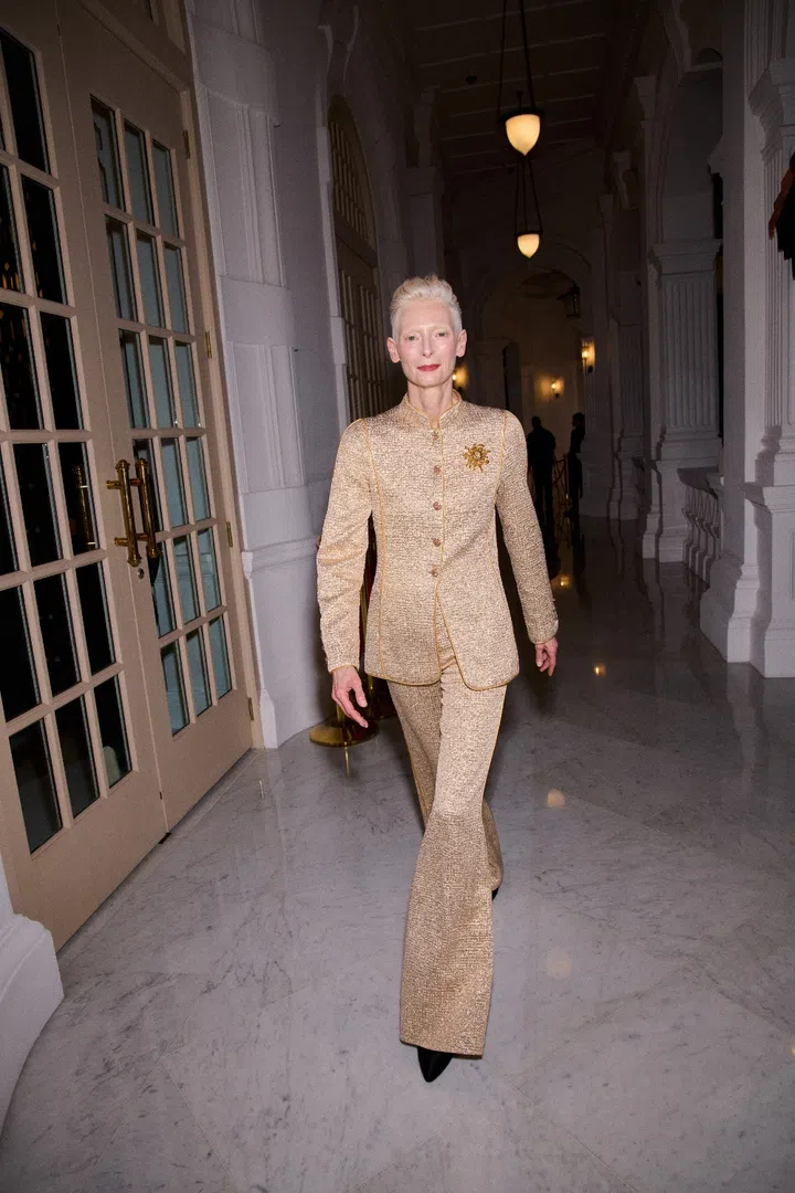 tilda swinton at raffles hotel singapore