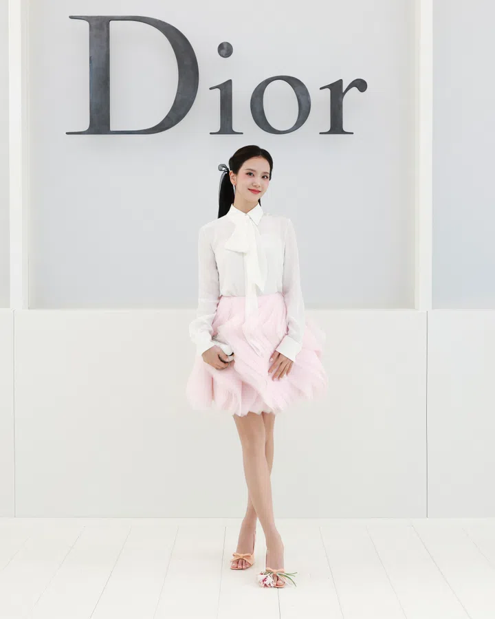Jisoo Blackpink at Dior Spring Summer 2027 Paris Fashion Week