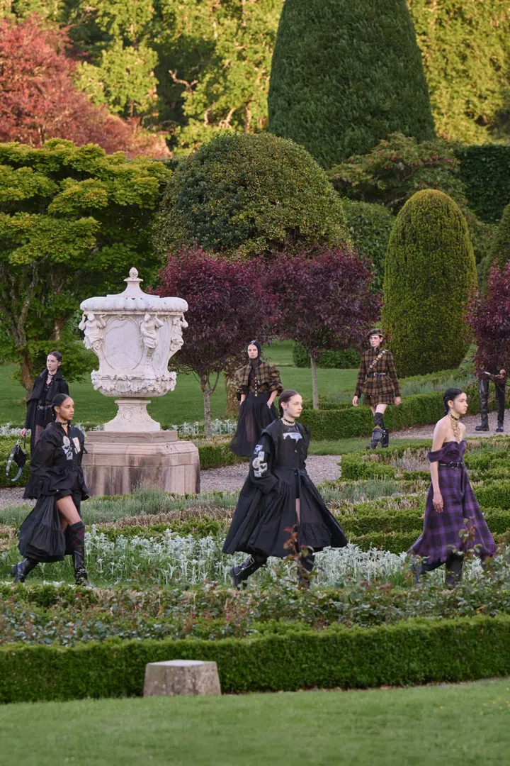 dior scotland