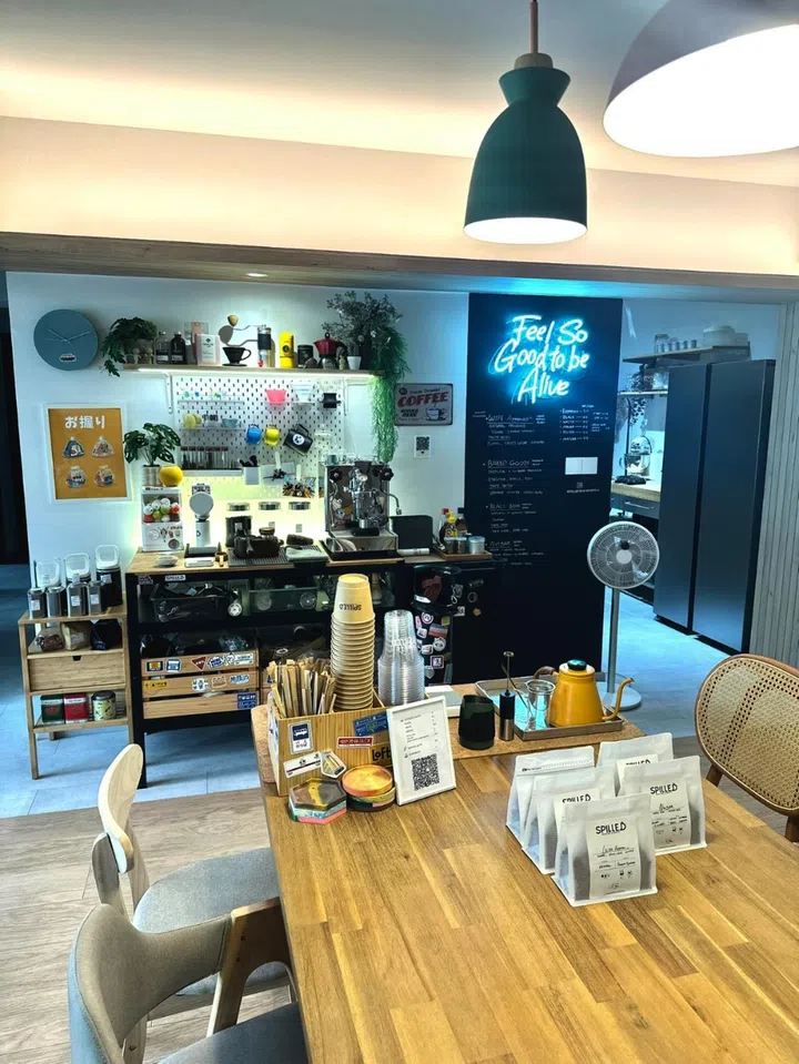 SPILLED ROASTER & BREWS CAFE