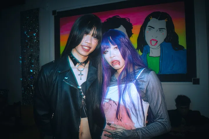 BlackLight Rave purple hair