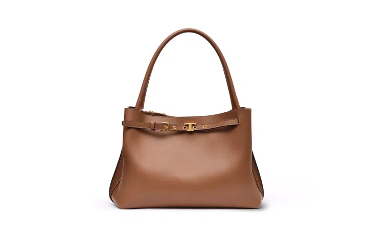 Vintage-inspired luxury branded handbags Fall Winter 2026 - Tod’s T Signature bag