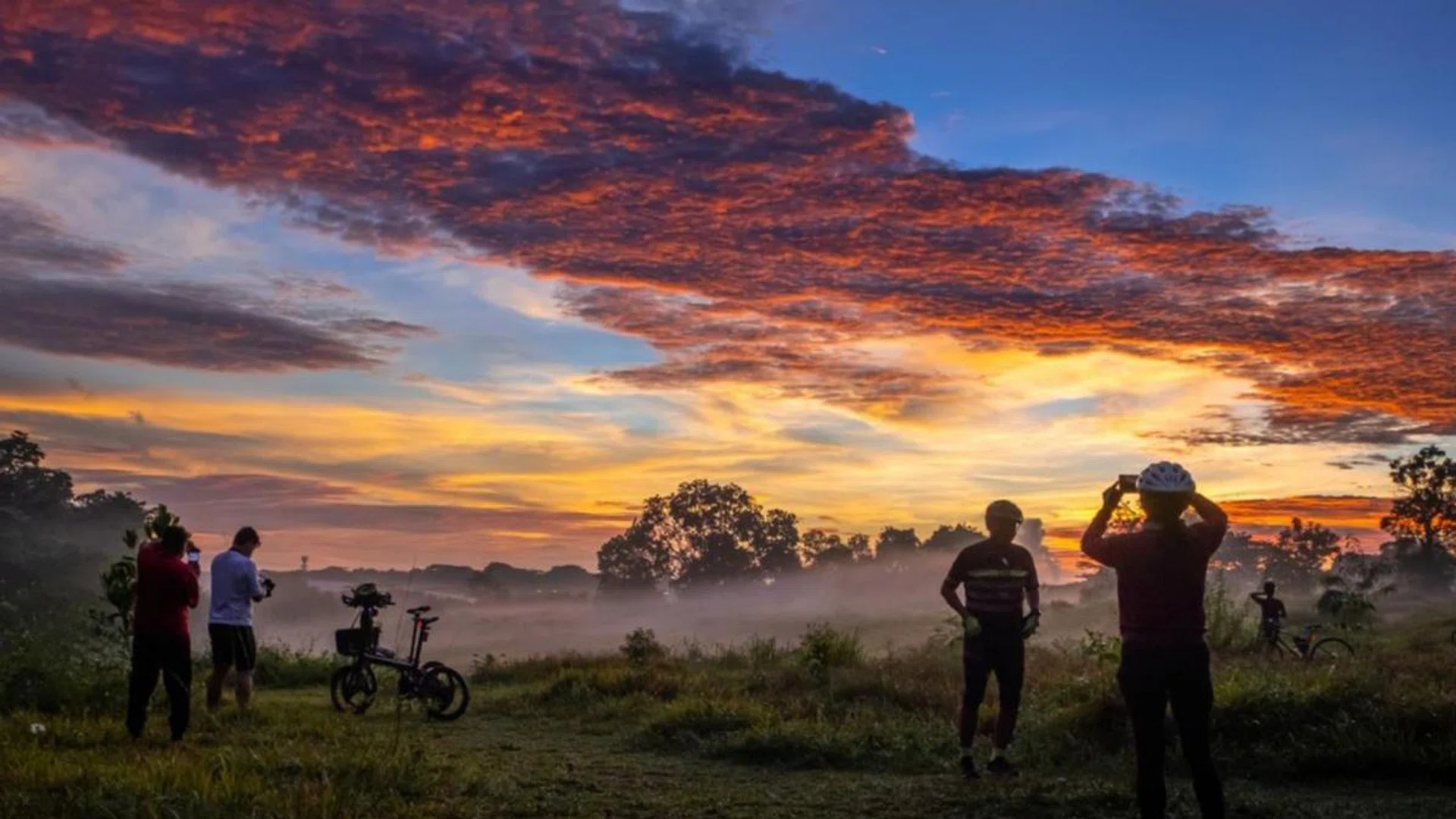 sunrise in singapore