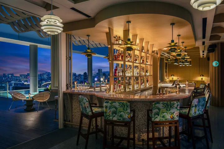 Restaurants with NDP fireworks views - Las Palmas bar Singapore