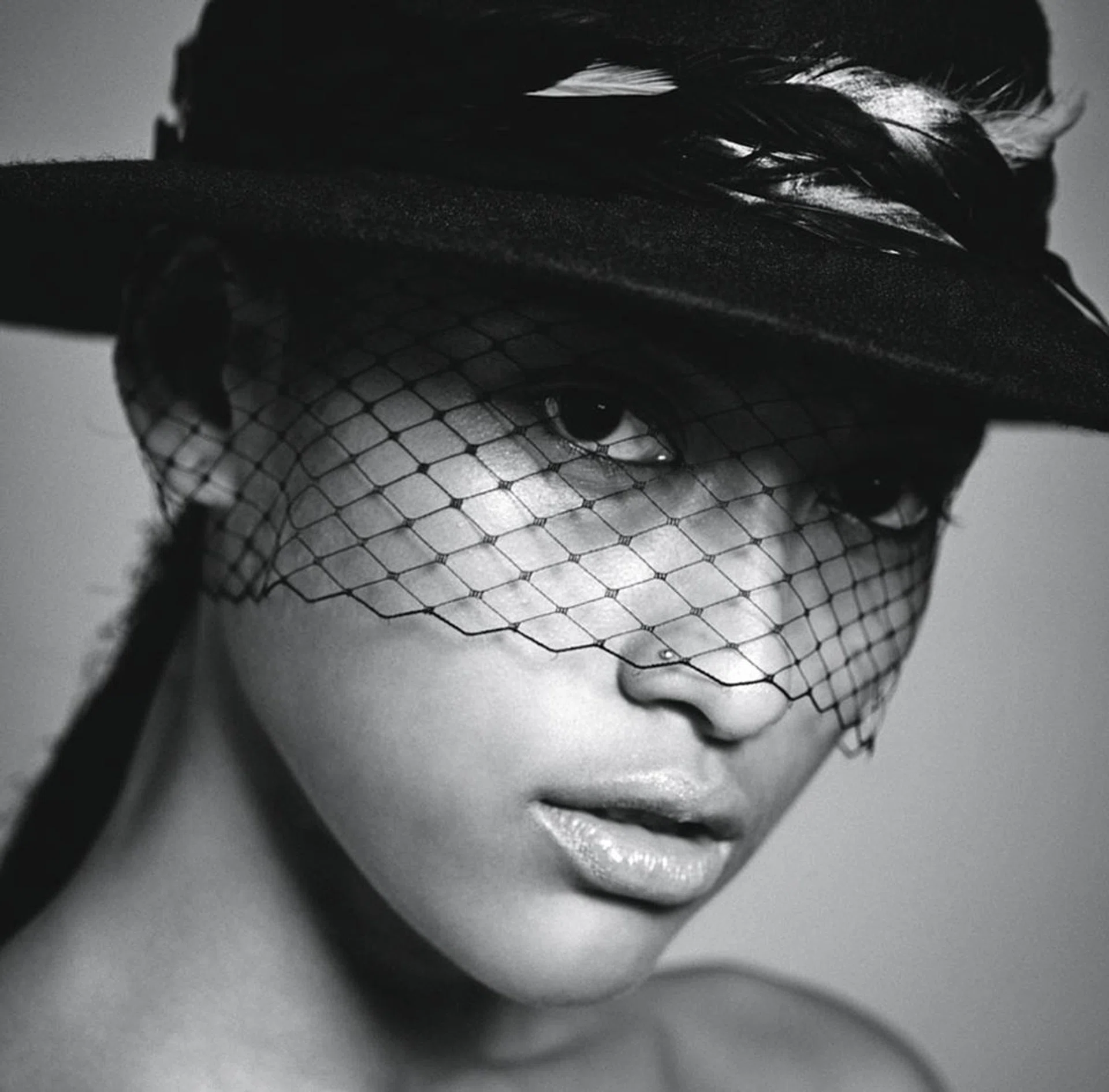 Felt fedora with feathers, Bimba Y Lola. 