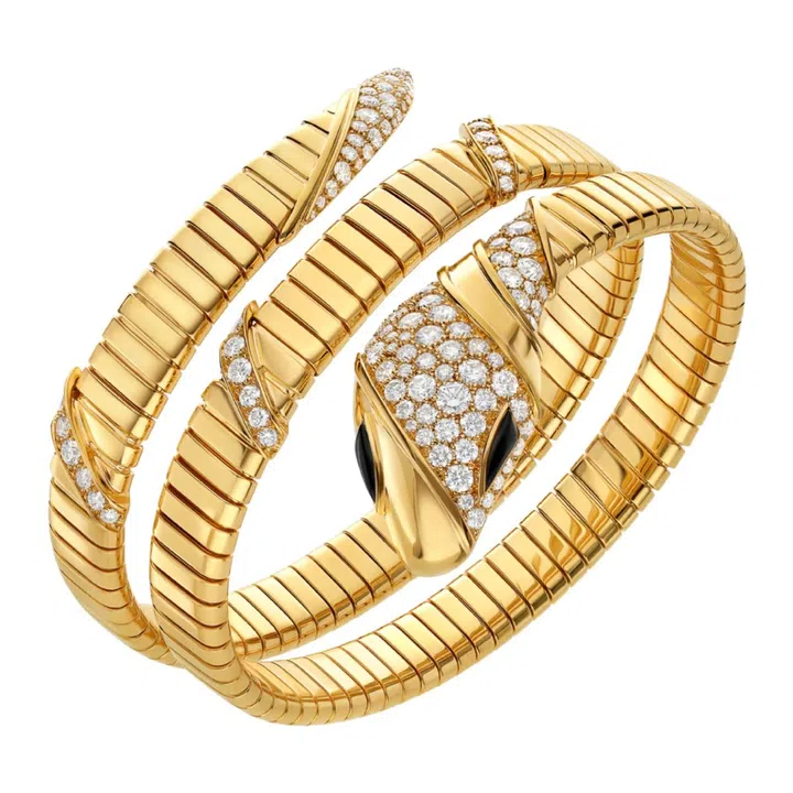 Serpenti 18K yellow gold bracelet with diamonds and onyx, price upon request