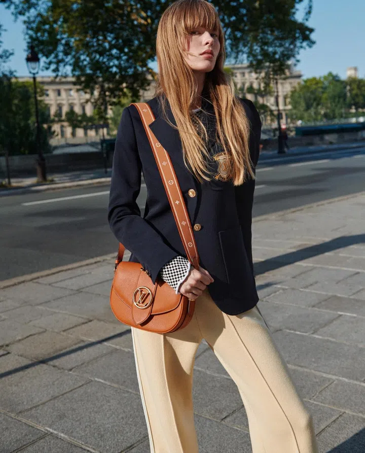 shoulder bag