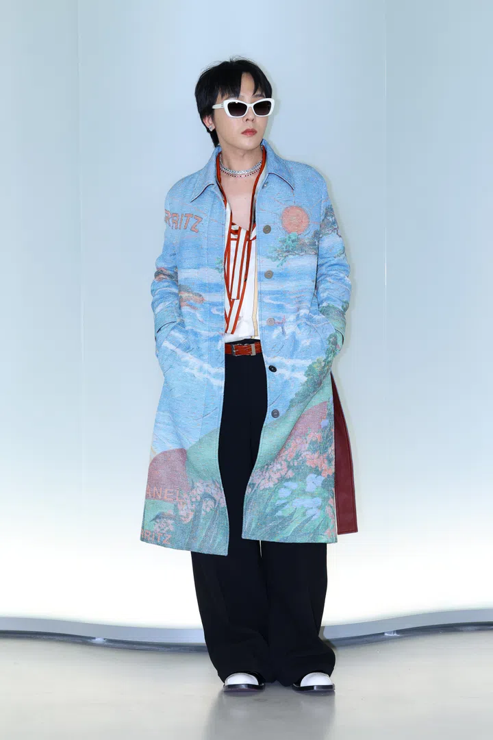G-Dragon Chanel Métiers d’Art 2026 show outfit