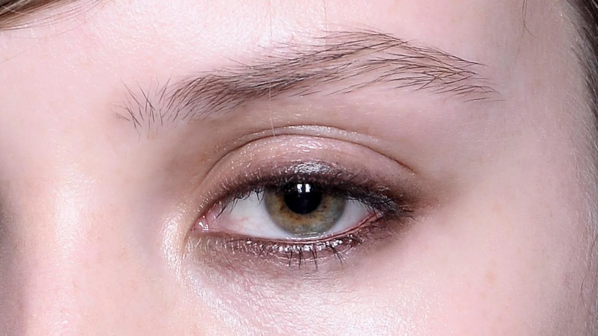 Make your dark circles vanish in a blink of an eye with these tips and remedies. Credit: Showbit