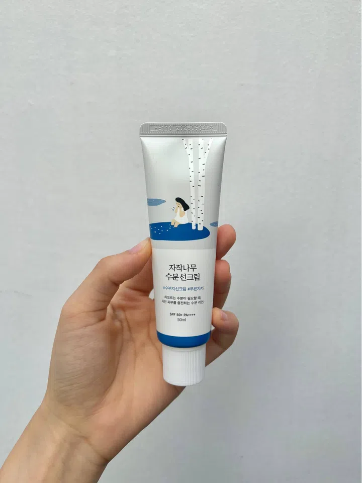 Best sunscreens for face - Round Lab Birch Juice Moisturising Sunscreen
