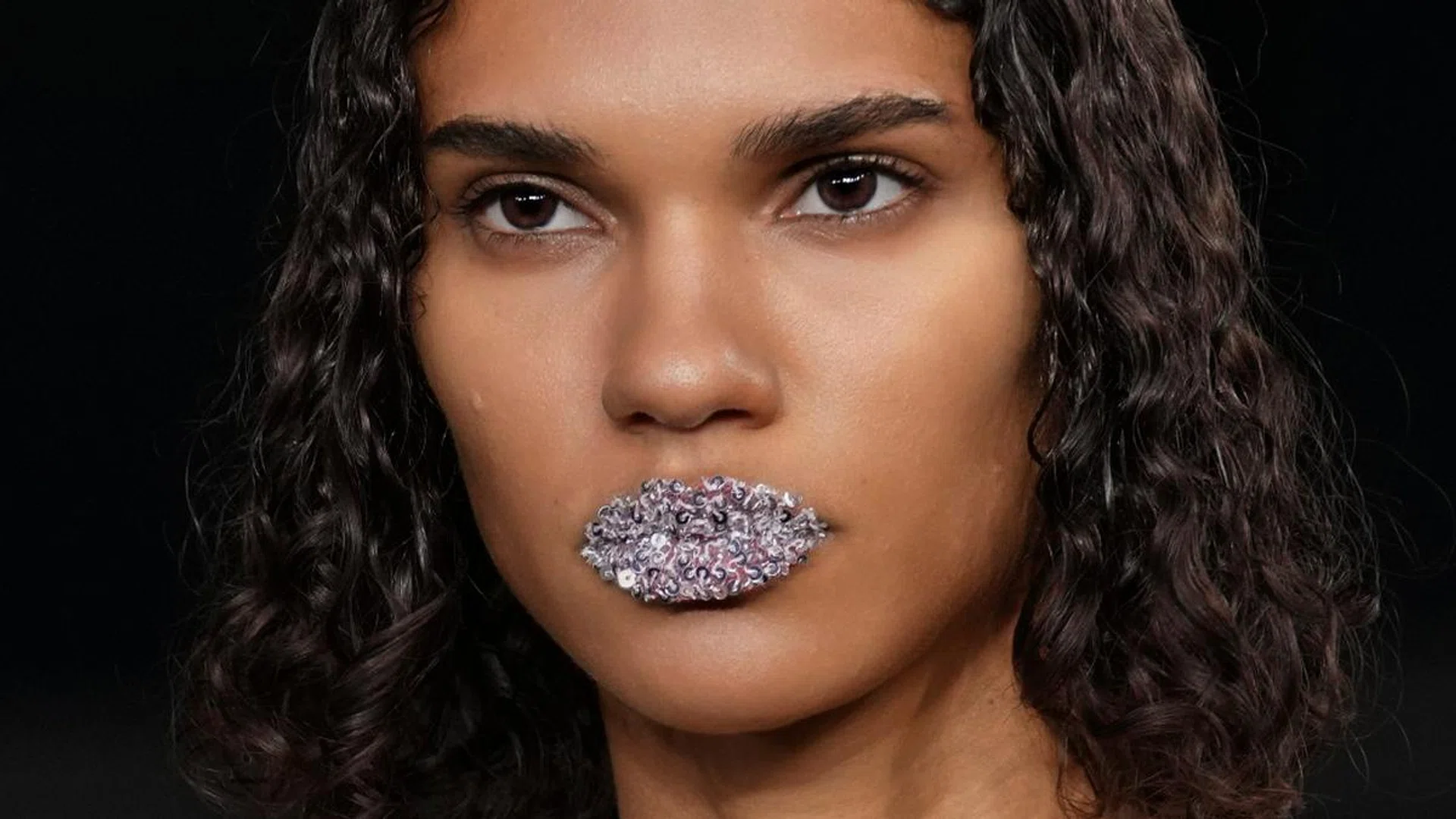 glitter lips