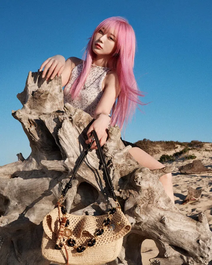 giselle aespa loewe campaign kpop stars fashion campaigns