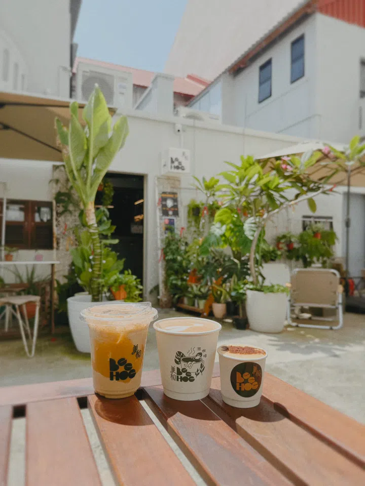 Hidden cafes in Singapore - Bee Hoe Coffee
