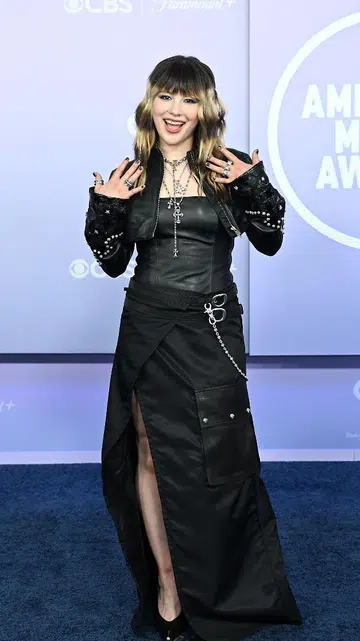 American Music Awards 2026 Amas celebrity fashion outfits