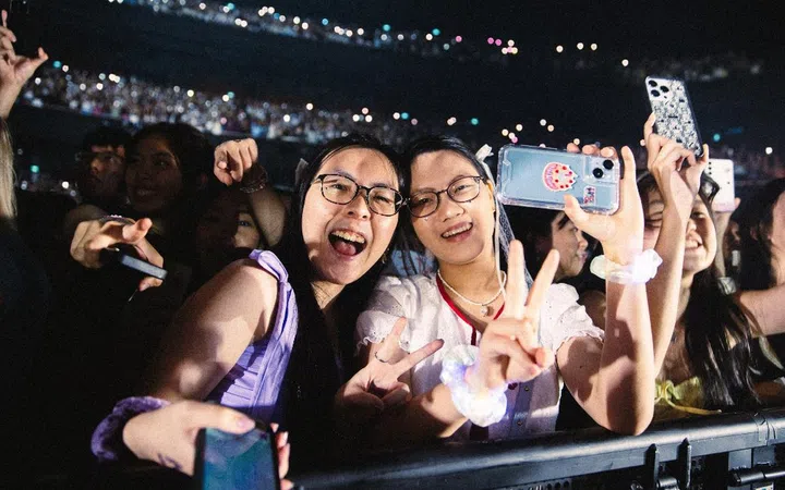 gracie abrams singapore sg concert