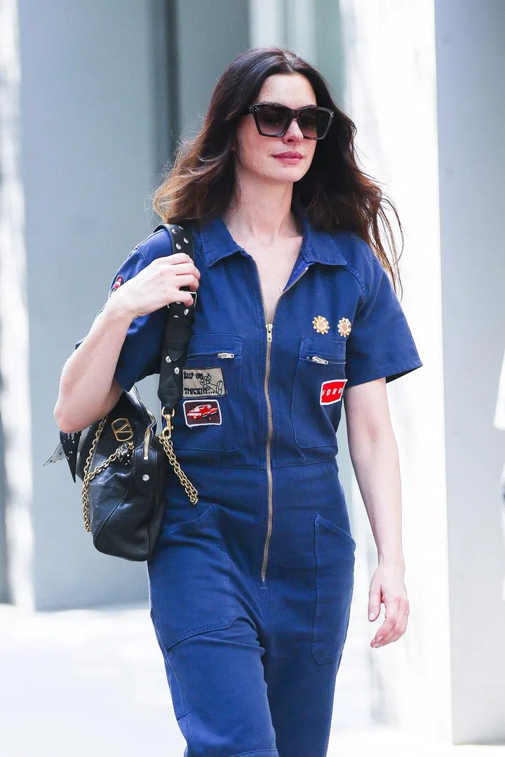 Anne Hathaway seen in Chelsea on July 21, 2025 in New York City. (Photo by Aeon/GC Images)