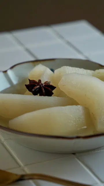 Japanese pear (nashi)